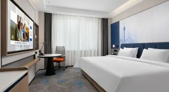 Двухместный номер Business Hampton by Hilton Kuitun