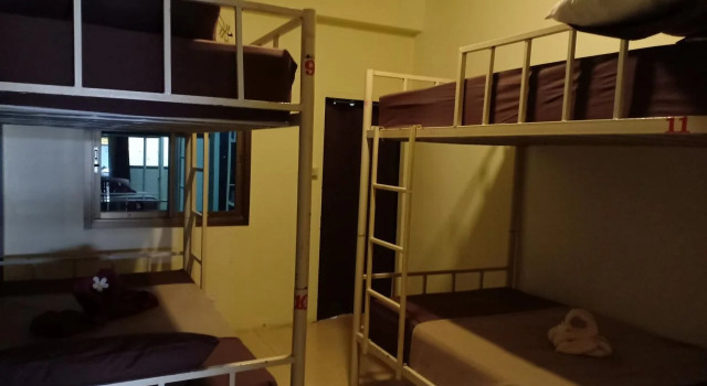 Oasis Hostel, Забронировать Хостел Отели Ко-Пханган с парковкой, рядом с Пляж Най Вок, Парковка