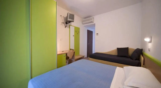 Трёхместный номер Standard Hotel Savina