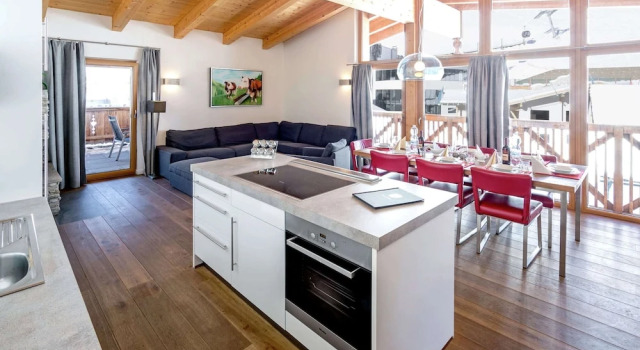 Апартаменты Comfort Luxurious Apartment With Sauna, Garage, Roof Terrace
