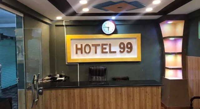 Hotel 99