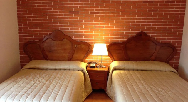 Hotel Santa Fe, Rezerwuj Hotel Hotele w State of Puebla z parkingiem, Parking