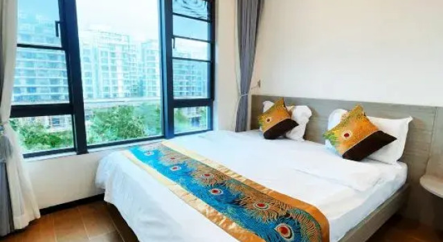 Люкс с 2 комнатами Qianju Hotel (Sanya Bay Coconut Dream Corridor Branch)