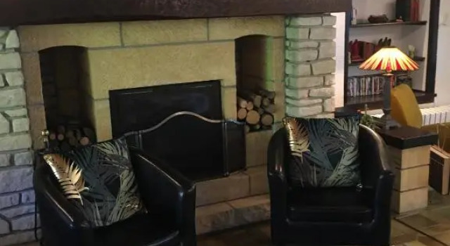Ground floor stylish french holiday home, Prenota Hotel Arnac-Pompadour 