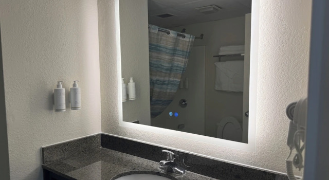 Двухместный люкс Days Inn & Suites by Wyndham Festus