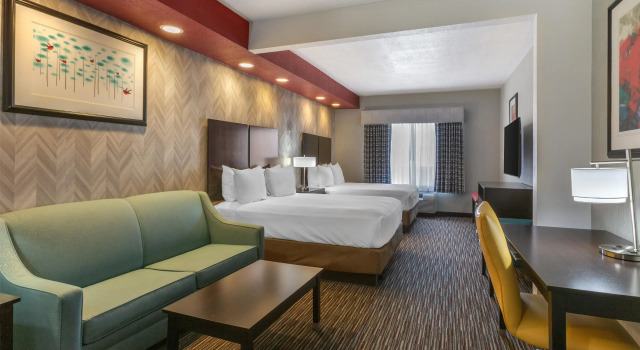 Четырёхместный люкс Best Western Plus Gallup Inn & Suites