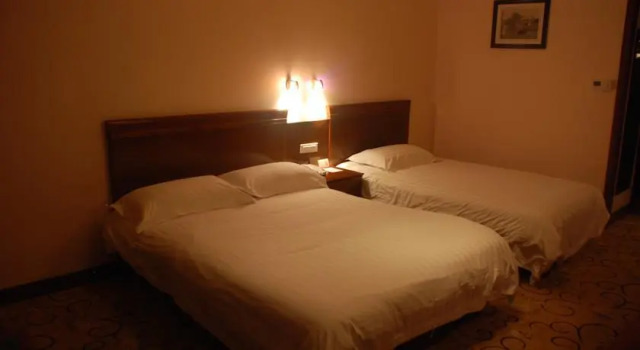 Jingyuan Hotel, Varaa Hotelli Zhujiajiao Shanghai