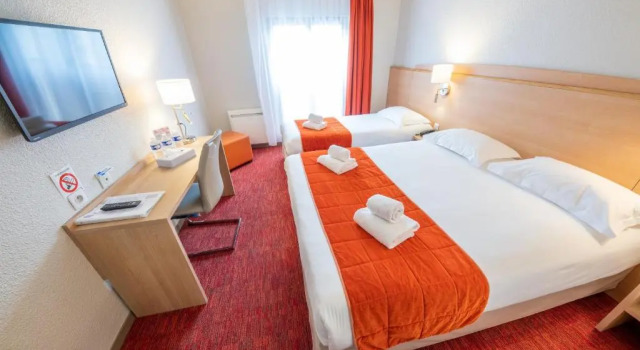 Номер Comfort Hôtel Saint Laurent