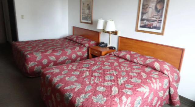 Quality Inn & Suites Pinedale, Забронировать Отель Пайндейл Вайоминг
