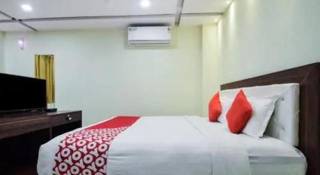 OYO 26124 Silver Palm, Забронировать Отель Отели штата Раджастхана с парковкой, Парковка