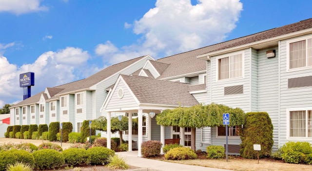 Microtel Inn & Suites by Wyndham Wellsville, Book Hotel Wellsville New York State