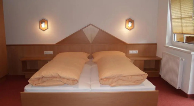 Apart Rustica, Rezerwuj Hotel Hotele w Tyrol z parkingiem, Parking