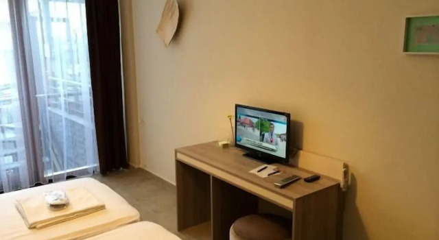 Трёхместный номер Standard Hotel Hugo