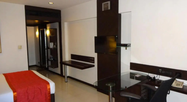 Номер Executive The Residency Towers