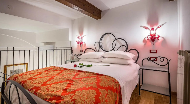 HomEdo B&B, Забронировать Отель Отели Флоренции с парковкой, рядом с Дом Буонаротти, Парковка