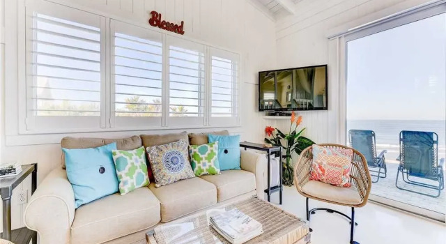 Romantic Beach House, as Seen on Hgtv, 3 Bedrooms, Sleeps 6, Rezerwuj Hotel Flagler Beach Floryda