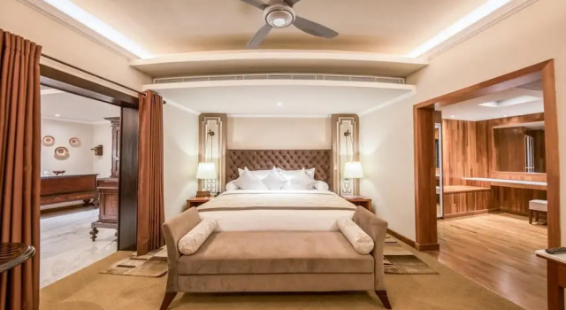 Люкс Earls Regent Hotel