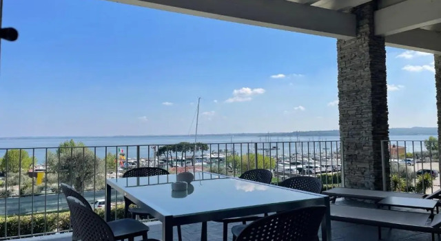 Апартаменты Deluxe La Giolosa Gardapartments