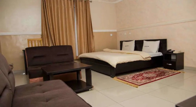 Номер Comfort Fidelite Hotels LTD