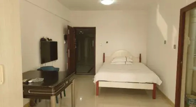 Семейный люкс с балконом Shuyuan hotel apartment (Lihai Asia international store, Nanning)