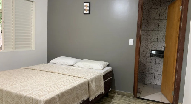 Vista do Lago - Casa para 16 pessoas com 4 quartos
