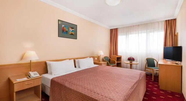 Двухместный номер Standard Danubius Hotel Arena
