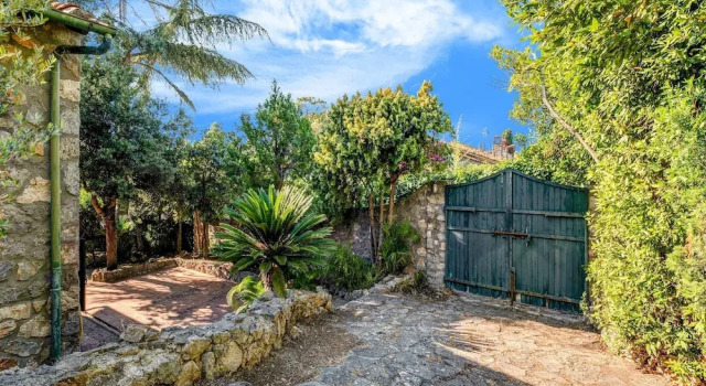 Коттедж Tuscany Villa with Terrace