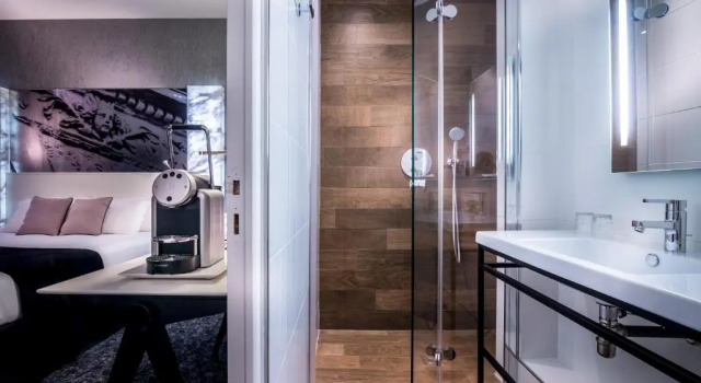 Двухместный номер Executive с балконом Hotel Marais Grands Boulevards