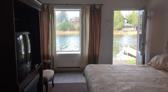 Двухместный номер Standard с видом на реку Sauble River Marina and Lodge Resort