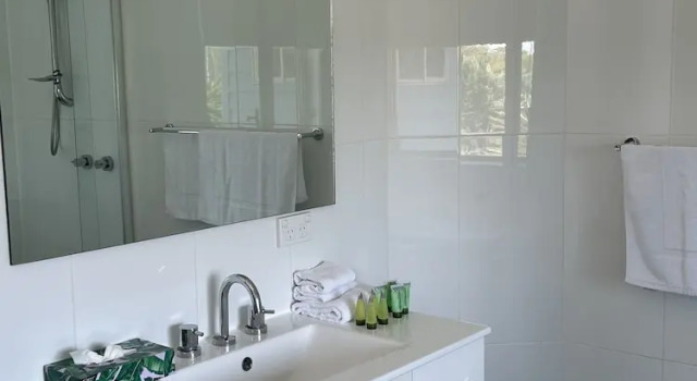Номер Deluxe Portarlington Beach Motel
