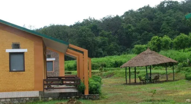 The Wild Rendezvous Hotel, Boek Hotel Kotabagh 