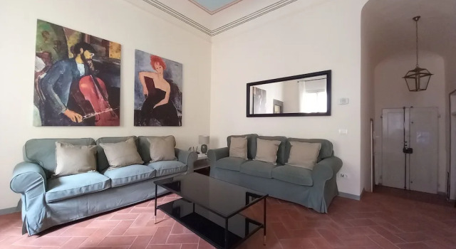 Апартаменты Moro in Firenze With 4 Bedrooms and 2 Bathrooms