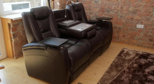 Mini cinema & movie studio with PS5, Buchen Sie Gasthaus Mini-Hotels in Riga, Gasthaus