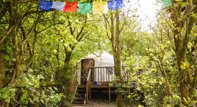 Тент с балконом Larkhill Tipis and Yurts