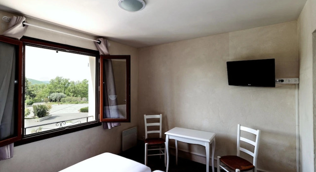 Двухместный номер Comfort Hôtel Sainte Anne
