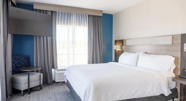 Двухместный люкс Additional Living Area Holiday Inn Express & Suites Vicksburg by IHG