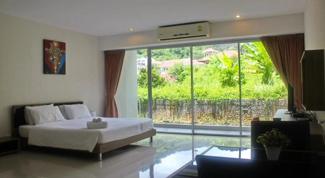 Karon apartment