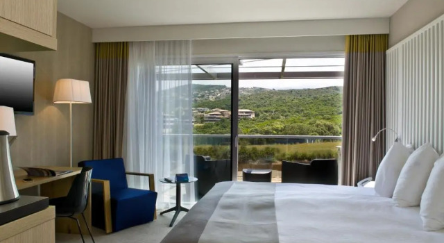 Номер Superior с балконом Radisson Blu Resort & Spa, Ajaccio Bay