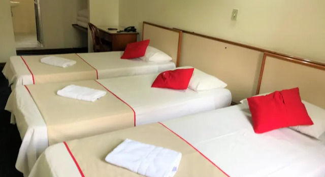 Трёхместный номер Superior Hotel São Jorge São Paulo - Próximo a 25 de março, região do Brás, fácil acesso ao Expo Center Norte e Mercado Municipal SP