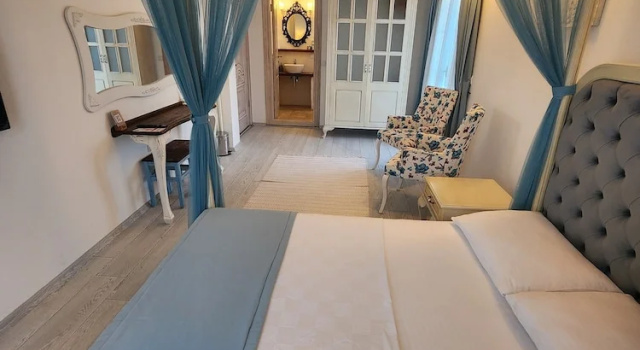 Трёхместный номер Deluxe с балконом Tarçın Alaçatı Otel