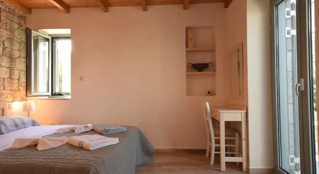 Kastro Villas Mani, Забронировать Отель Отели периферийной единицы Мессения с парковкой, Парковка