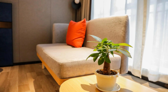 LANO Hotel Liaoning Jinzhou Tiahe District Zhongyang Nan Street Red Star Macalline, Забронировать Отель Стадион Jinzhou Ляонин
