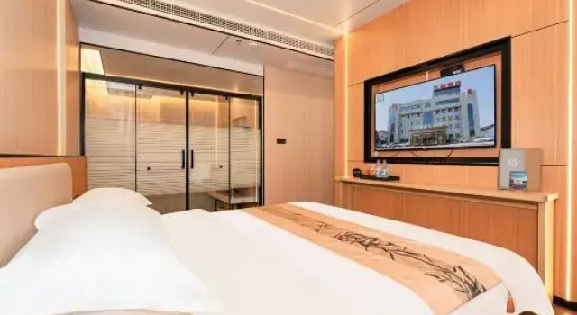 Люкс San Chao Hot Spring Town Hotel (Chaozhou Hanjiang Xixi Bidao Tiantouhe Park Branch)