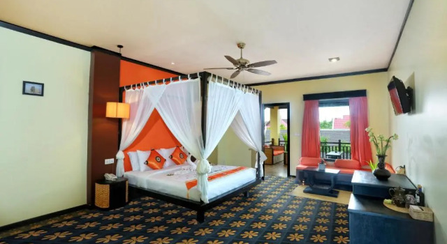 Двухместный номер Cabana с балконом и с видом на бассейн Residence Indochine Suite