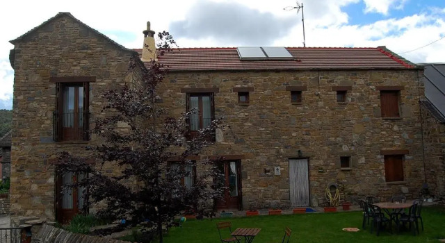 Casa Rural Estarrún, Buchen Sie Hotel  