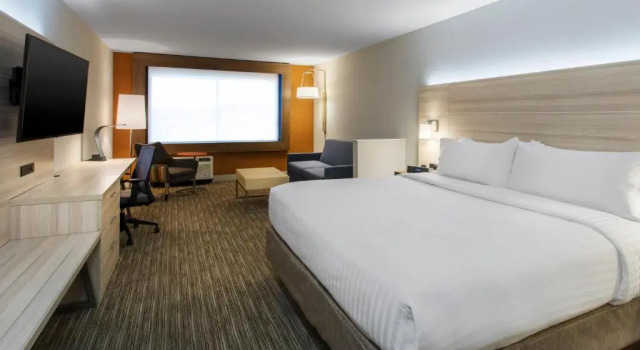 Люкс Holiday Inn Express & Suites Medina by IHG