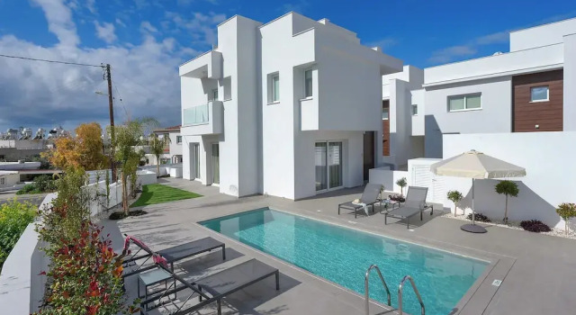 Sun and Moon Luxury Villas Ayia Napa, Забронировать Вилла Коттеджи Айия-Напа, рядом с Пляж Глики Неро, Коттедж