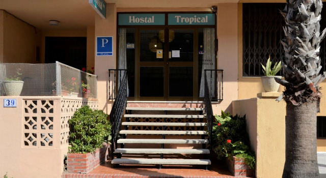 Hostal Tropical, Buchen Sie Hotel Hotels & Unterkünfte in Costa Tropical, Hotel