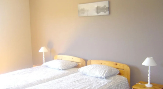 House With 5 Bedrooms in Bertogne, With Wonderful Lake View, Furnished Garden and Wifi, Забронировать Отель Манд-Сент-Этьен Land of Bastogne