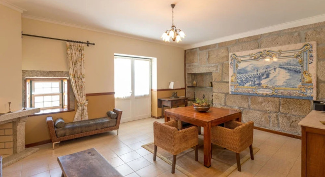 Holiday Home on Estate With Vineyards, Olive Groves and Swimming Pool, Boek Vakantiehuis Vila Flor 